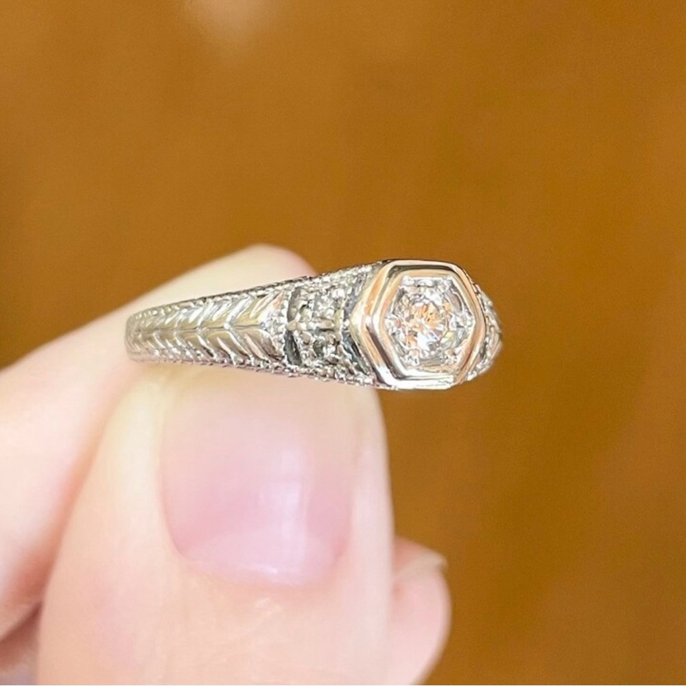 14K White Gold Art Deco Diamond Engagement Ring, Size 6 - Picture 4 of 10